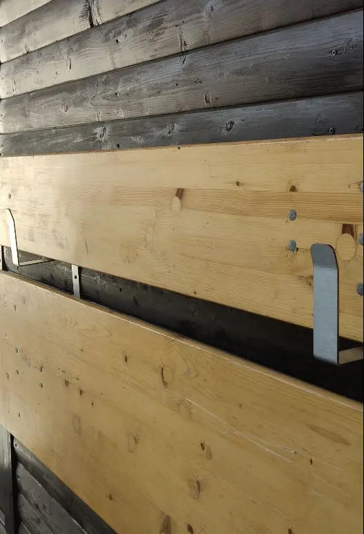 Platzsparende Halterung Festzeltgarnitur - Edelstahl Wandhalterung für Bierzeltgarnitur - Stahlbühne